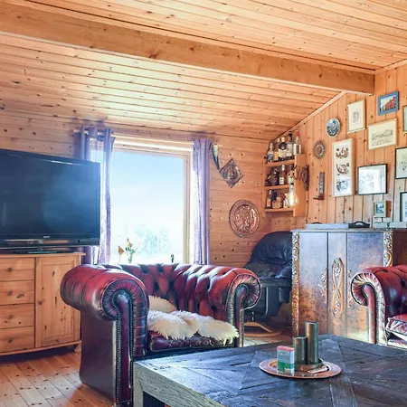 Prázdninový dům Stunning In Haulandshella With Sauna Tveitevag