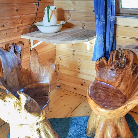Stunning In Haulandshella With Sauna