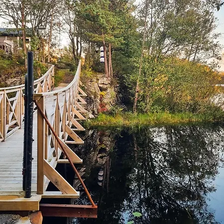 Stunning In Haulandshella With Sauna